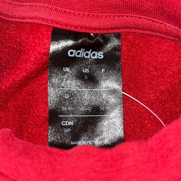 RED ADIDAS CREWNECK - Picture 3 of 3